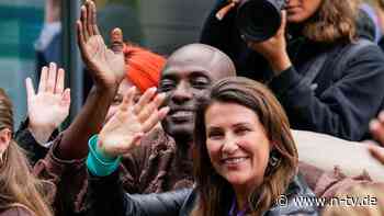 Netflix sichert sich Filmrechte: Norwegische Prinzessin sagt Ja zu ihrem Schamanen