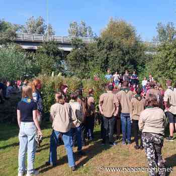 Scouting trapt het nieuwe seizoen af met het traditionele overvliegen