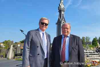 Duitse weldoeners wonen onthulling calvariekruis bij: “Het is nog mooier dan we gedacht hadden”