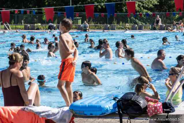 Buitenzwembad Vita Den Uyt dan toch geopend op zondag