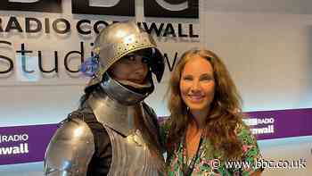 Jouster to walk up mountain in full armour