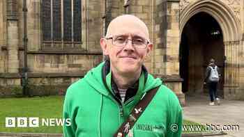 Former homeless man becomes city centre tour guide