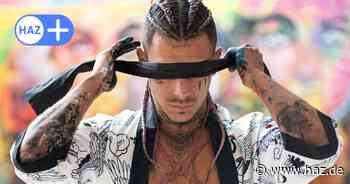 Köln: Hannoversche Künstler Niko Nikolaidis lebt einen Monat in der Dunkelheit