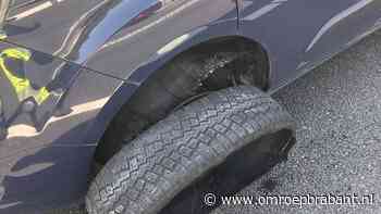 112-nieuws: vertraging op de A58 • feestgangers in cabrio gestopt