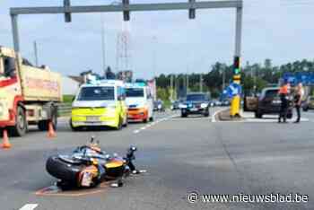 Motard en kind (11) uit Heers gewond bij ongeval in Hasselt