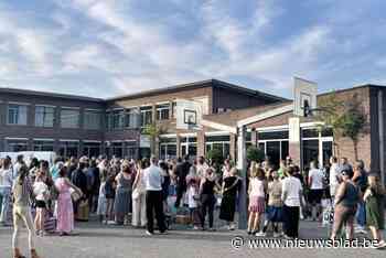 GO! Atheneum Herzele begint schooljaar met nieuwe studierichtingen en 36 containers, maar zonder gsm’s