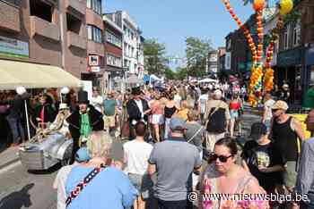 Niet echt de grote massa, wel gezellig druk op 45ste Dorpsdag