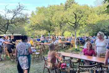 Zoveel bezoekers dat haringen op zijn op haringfeest Vrienden van Zoerselbos