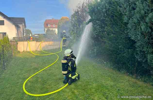FW-OE: Feuerwehreinsatz in Lennestadt-Grevenbrück - Gartenhütte brennt in voller Ausdehnung