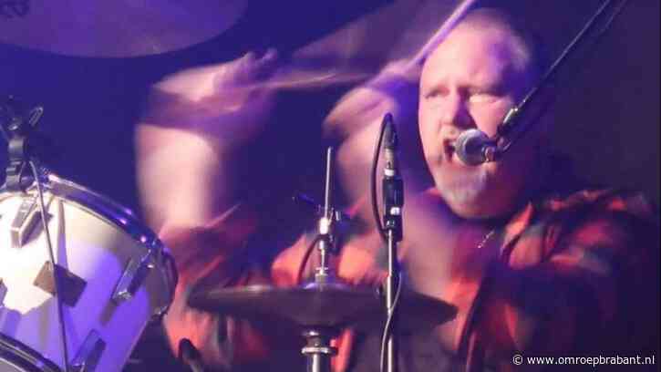 Drummer Bertus Staigerpaip, ‘Traptrom Edje’, overleden aan hartaanval