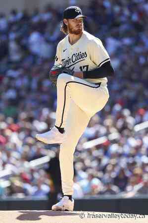 Royce Lewis hits go-ahead 3-run homer in 8th, lifting the Twins past the Blue Jays 4-3