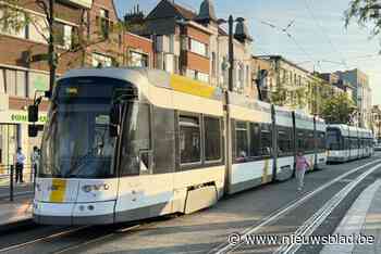 Tiener (16) gewond na ongeval met tram in Merksem