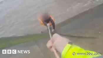 Praise for PC's rescue of woman who fell in the sea