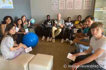 Twaalf leerlingen in nieuwe OKAN-klas OLVCollege campus Centrum