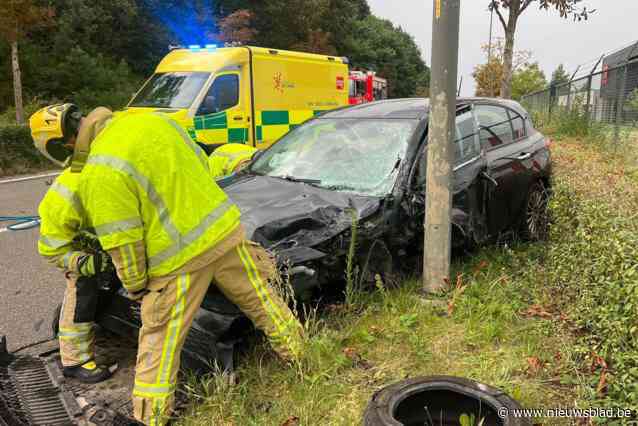 Vrouw gewond bij zwaar ongeval in Winterslag