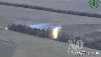 Waldstück in Brand gesetzt: Video zeigt ukrainische Flammen-Drohne im Einsatz