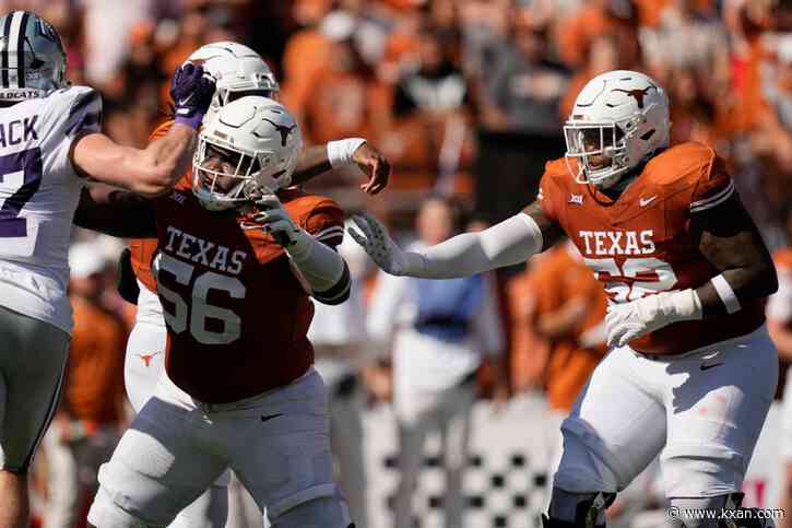 Texas junior Cam Williams snags SEC offensive lineman of the week honor