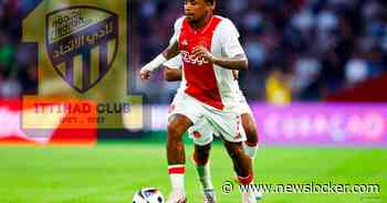 Ajax ziet Steven Bergwijn op slotdag naar Saoedi-Arabië verkassen: ‘Het was nog even stressen’