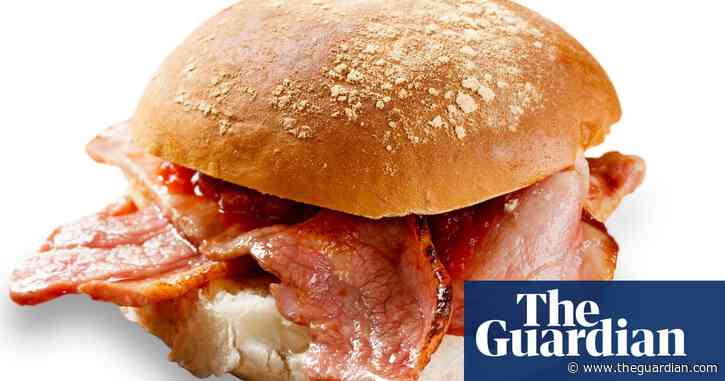 Eat less bacon and cheese to cut heart attack risk, Britons urged