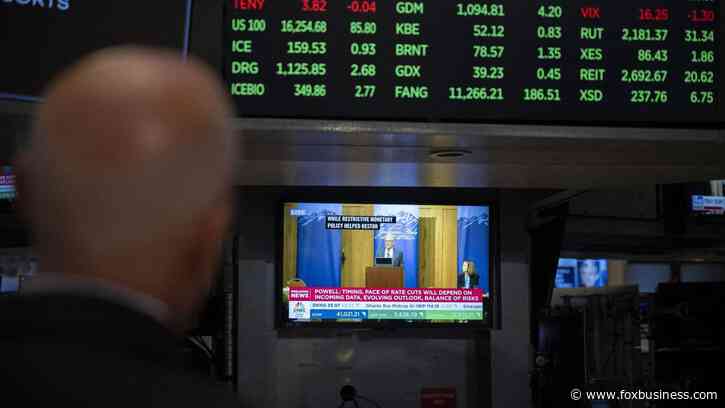 Cash in money market accounts at record level as rate cuts loom