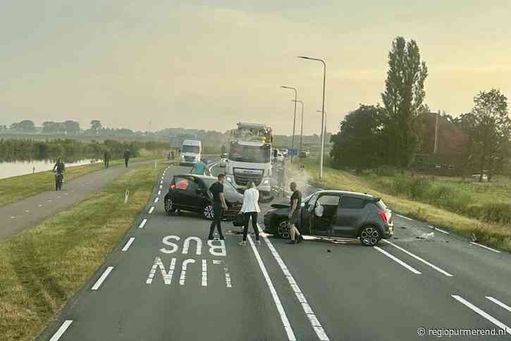 Frontale botsing op N244, ellende voor spitsverkeer