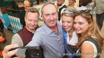 Aiwangers Blitzkarriere: Vom Wiesn-Verweigerer zum neuen Selfie-Superstar