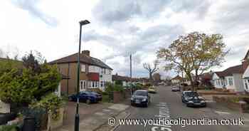 Man dies after fire at bungalow in Twickenham