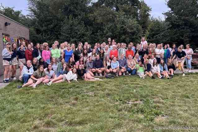 Chiromeisjes nemen afscheid van Zonnedal