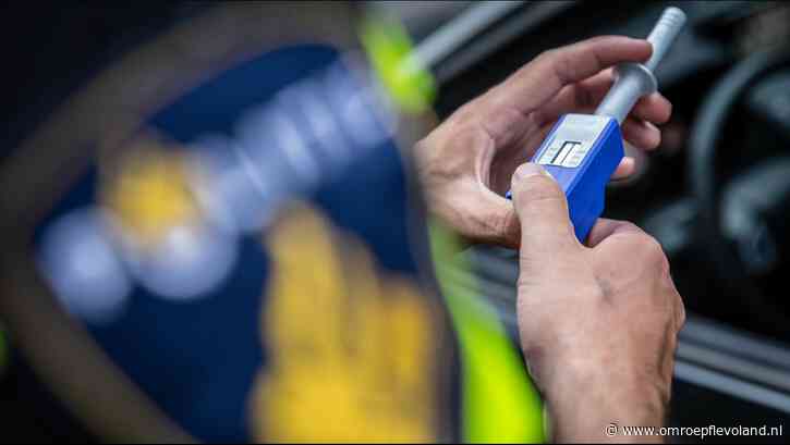 Emmeloord - Chauffeur die leerlingen vervoerde deed dat mogelijk onder invloed van drugs