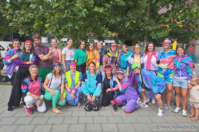Leerkrachten De Lampion starten in retro sportoutfit