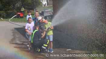 Sommerferienprogramm Rohrdorf: „Wasser marsch“ bei der Freiwilligen Feuerwehr