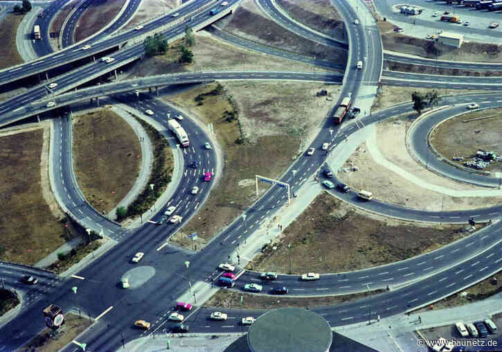 Berlin und seine Straßen
 - Freiluftausstellung und Symposium des AIV