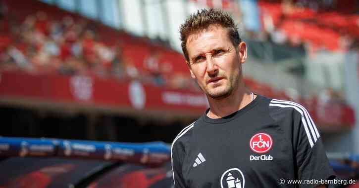 Stürmer Emreli beim 1. FC Nürnberg im Mannschaftstraining