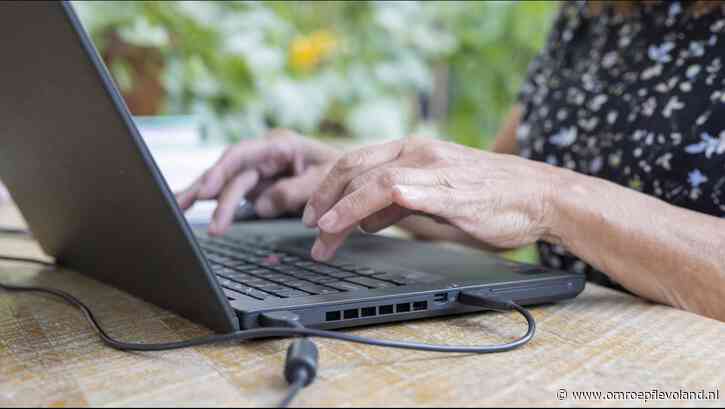 Almere - Cel- en werkstraf geëist tegen Almeerse die voor 9 ton zorgfraude pleegde