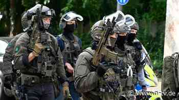 SEK-Einsatz in Wuppertal: Neue Arbeitsamt-Mitarbeiterin drückte wohl versehentlich Amok-Knopf