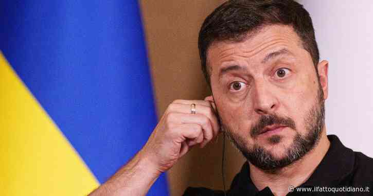Ucraina, governo perde altri pezzi: si dimettono 3 ministri. E Zelensky annuncia ricambio di metà esecutivo. Anche Kuleba verso l’uscita