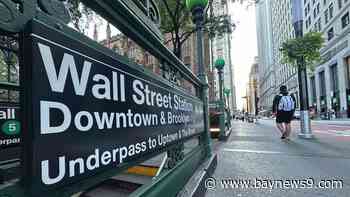 Wall Street tumbles amid worries about the economy, and Dow drops 600 points