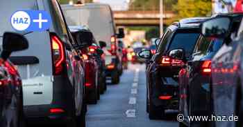 Gesperrter Südschnellweg Hannover: Pendler und Üstra-Busse stehen im Stau