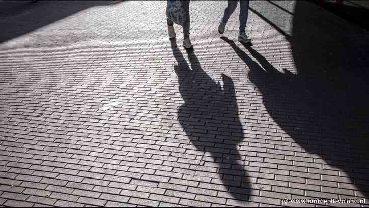 Almere - Wandeling in Almere om mensen die zelfmoord pleegden te herdenken