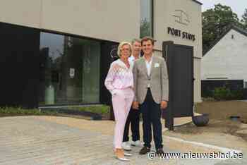 Vincent (26) opent met vrouw Justine (28) en ouders gloednieuw hotel: “Alleen ben je niets”