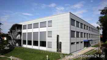 Geldwäsche oder Urkundenfälschung? Debatte um Strafe für gefälschte Impfpässe vor Gericht