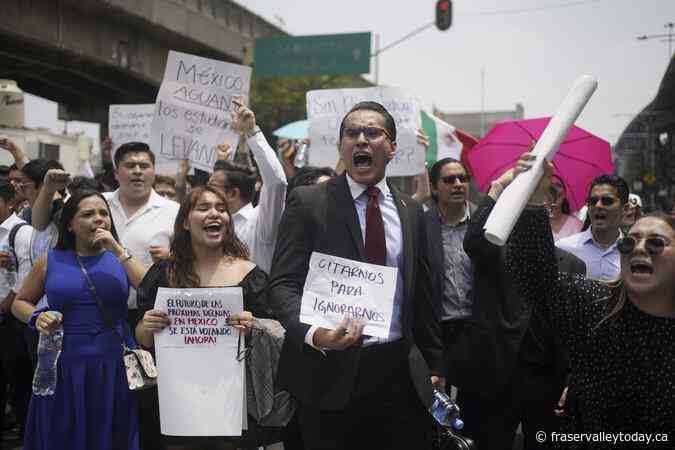 Mexico’s Congress advances contentious bill to make all judges run for election