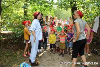 Kabouters houden hun jaarlijkse feestdag tijdens Kabouterdag