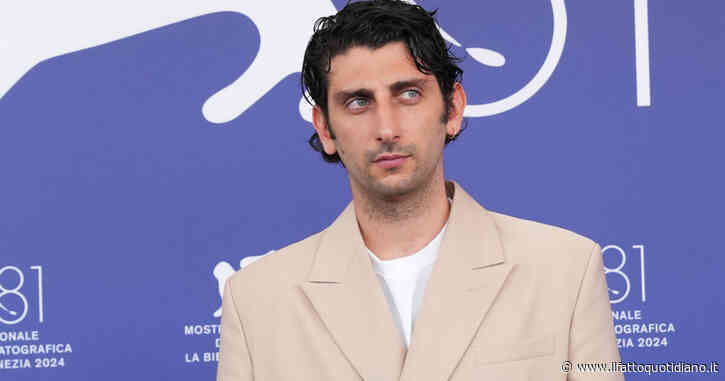 “Indeciso se accettare il ruolo di Riccardo Schicchi perché ero stanco del Festival di Venezia e dei media”: lo rivela di Pietro Castellitto