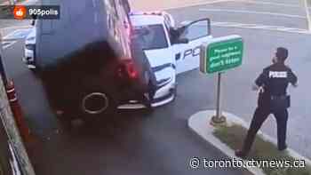 'Terrifying': Suspect tries to drive over cruiser to escape after police surround stolen Bronco at Mississauga drive-thru