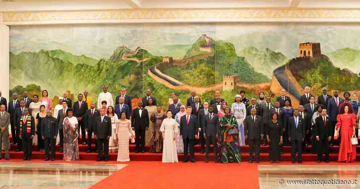 Pechino, al via il Summit Cina-Africa. Xi offre al continente l’ambizione di un “futuro condiviso” che cela i rischi neoimperialisti