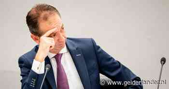 Minister Van Hijum ‘geschrokken’ van omvang uitkeringschaos bij UWV, Kamer wil spoeddebat