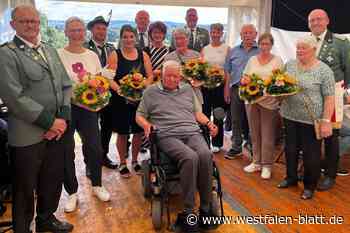 Entruper Schützen ehren ihre Jubilare