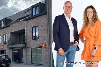 Carl (58) en dochter Lenie (29) openen 50ste kantoor Dewaele Vastgoedgroep: “Wij maken hier samen onze dromen waar”