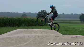 Nicht freigegeben, aber schon genutzt: Pumptrack für Mountainbiker und BMX-Fahrer in Grabenstätt
